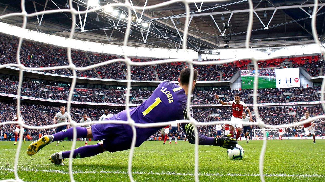 Chuyên gia và luật bóng đá nói gì về tình huống  Kane việt vị trước khi ghi bàn vào lưới Arsenal?