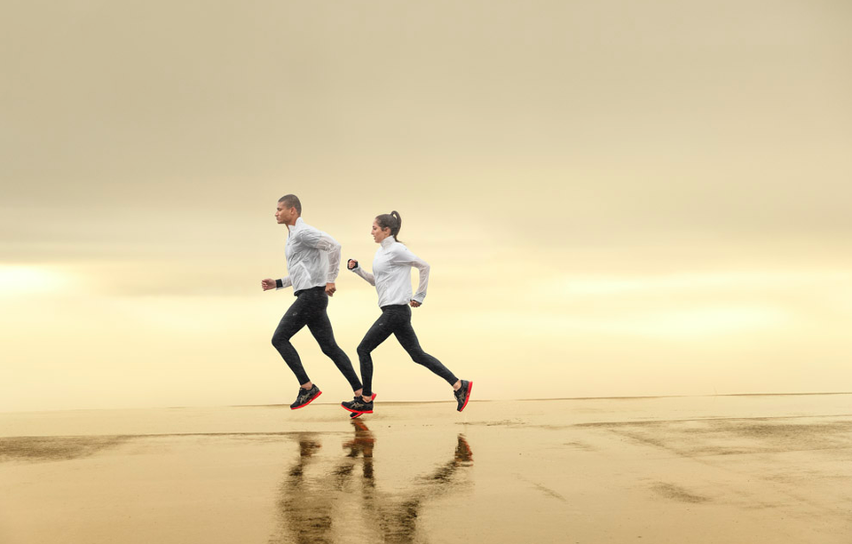 Asics ra mắt công nghệ mới giúp người chạy không bị đau gót