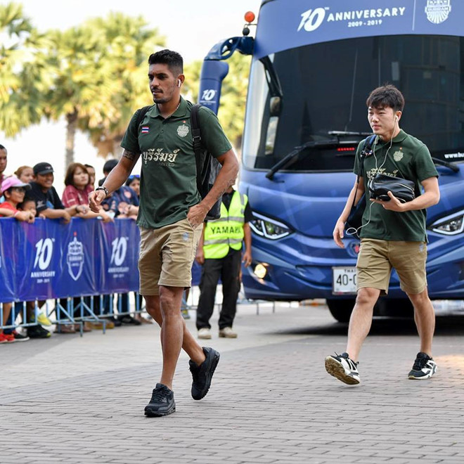 Kết quả Buriram vs Prachuap (2-0): Xuân Trường dư bị, Buriram bỏ túi 3 điểm