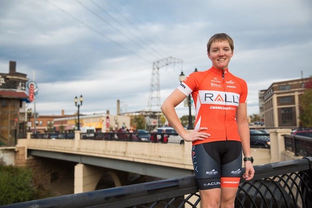 Sốc: Nữ sinh ĐH Stanford giành HCB Olympic xe đạp tự tử ở tuổi 23