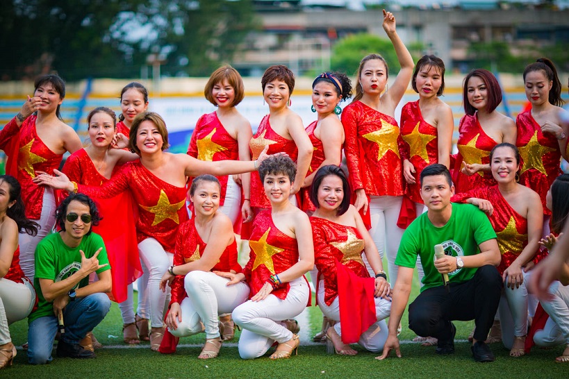 Chùm ảnh: Lễ khai mạc hoành tráng của giải bóng đá 96-99 Hà Nội League 2019