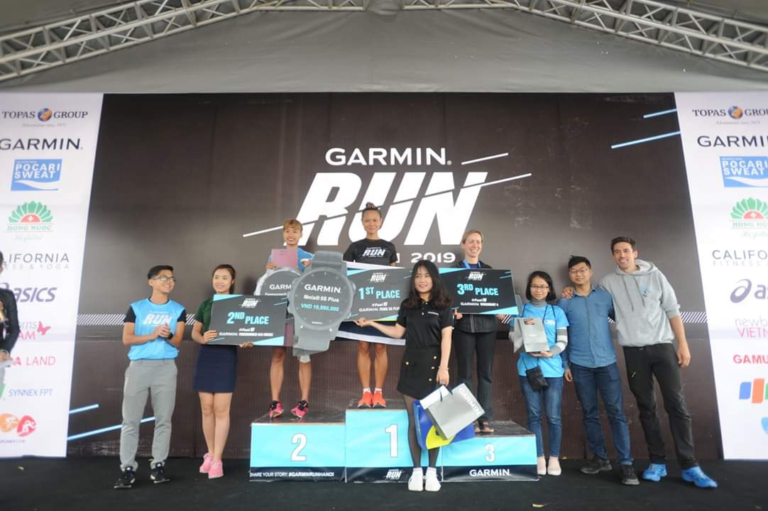 Garmin Run Hanoi 2019: Chi Nguyễn, Lê Trung Đức vô địch cuộc đua tốc độ Fast 10