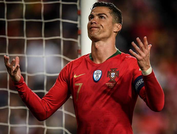Thống kê Ronaldo ghi bàn khắp thế giới gây sốc như thế nào?