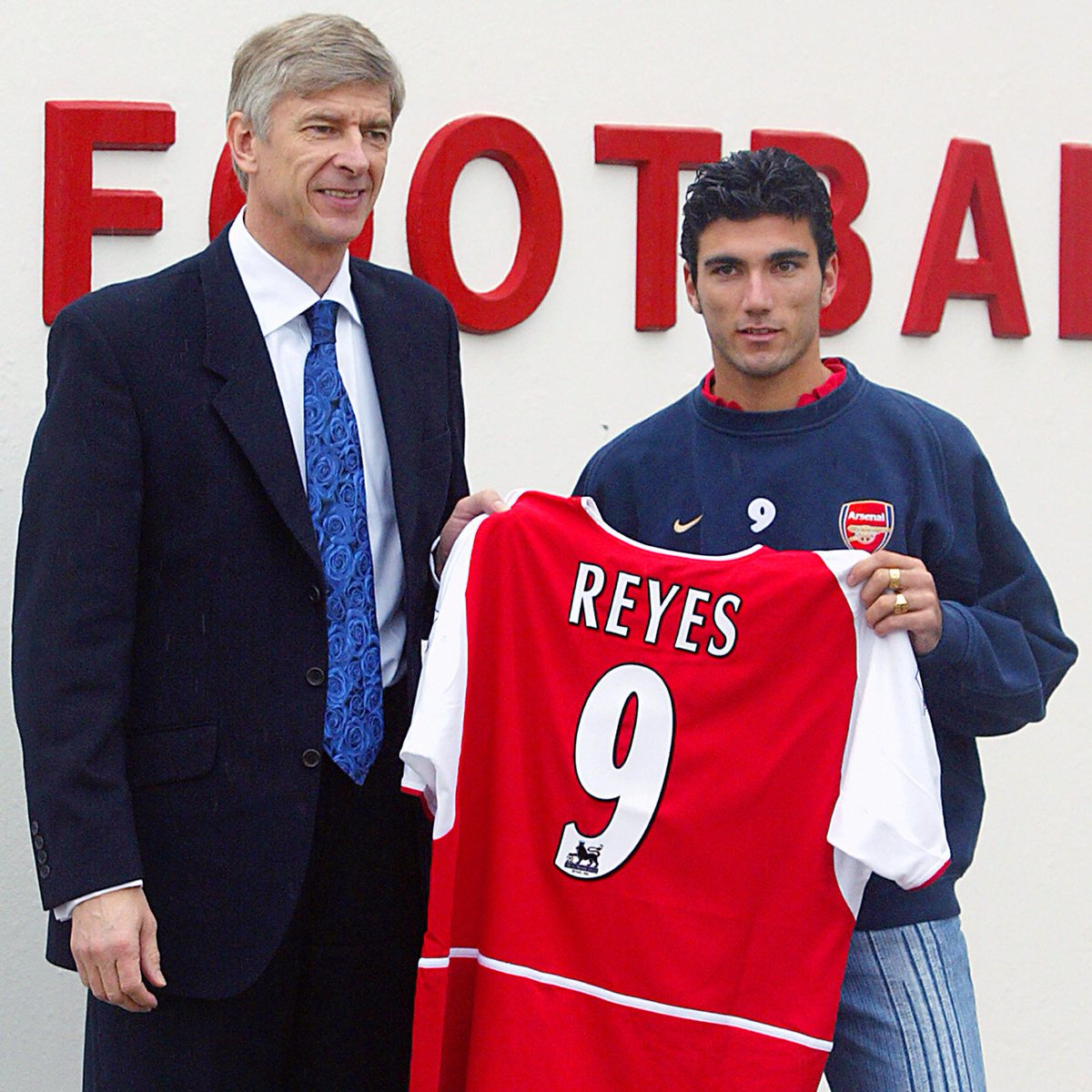 Cựu sao Arsenal Jose Antonio Reyes qua đời ở tuổi 35 vì tai nạn giao thông