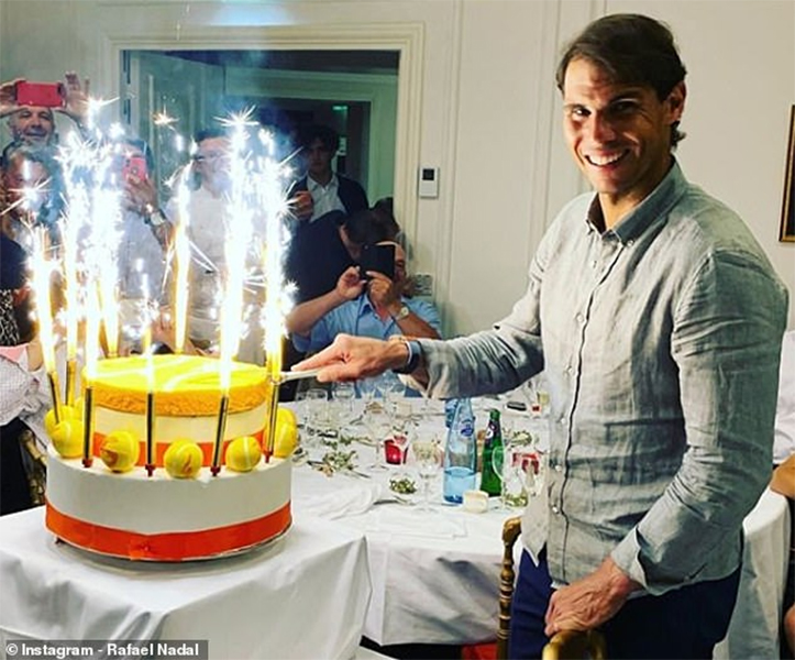 Nadal nghĩ gì trong ngày sinh nhật muộn?