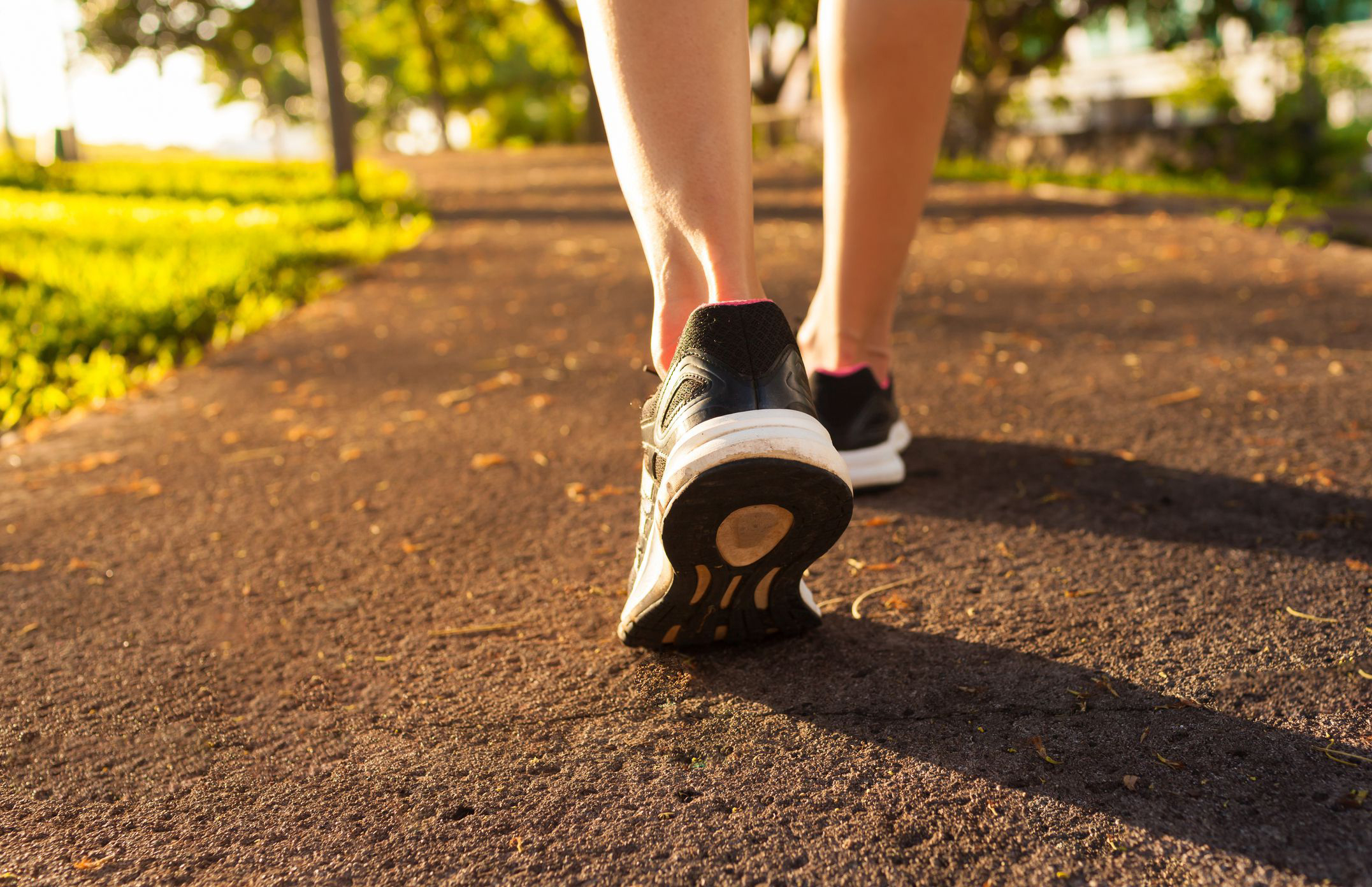 Nghiên cứu khoa học: Đi bộ nhanh giúp con người tránh chết sớm