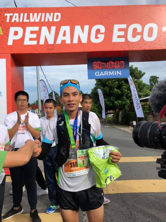 ‘Dị nhân’ vô địch Dalat Ultra Trail 2019 vô đối tại Penang Eco 100
