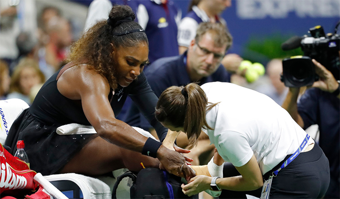 John McEnroe lo lắng thay cho Serena Williams: Thời gian phá kỷ lục đang cạn dần nha cưng