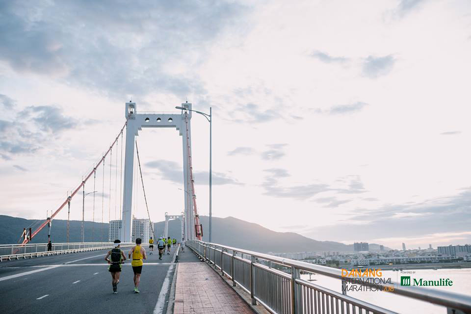 Ký ức DNIM: Marathon Đà Nẵng và cây cầu dài nhất thế giới
