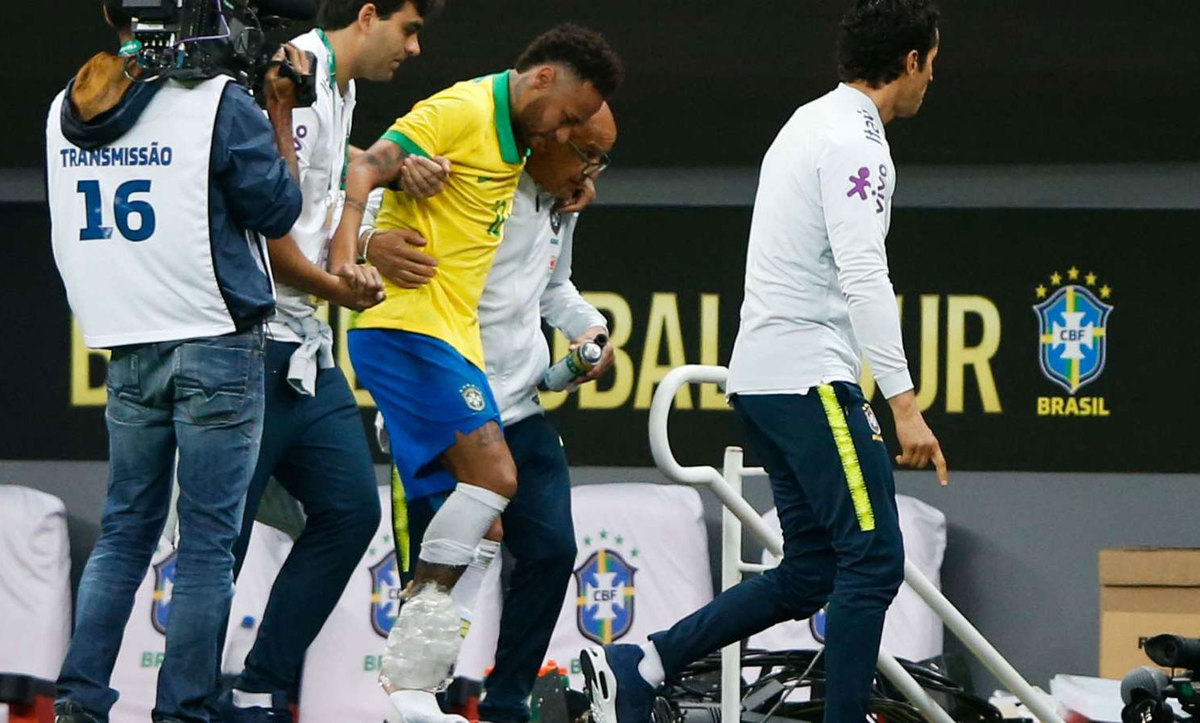 Bị tố cáo hiếp dâm và mất Copa America 2019, nhưng Neymar vẫn có thể cười vì một lý do