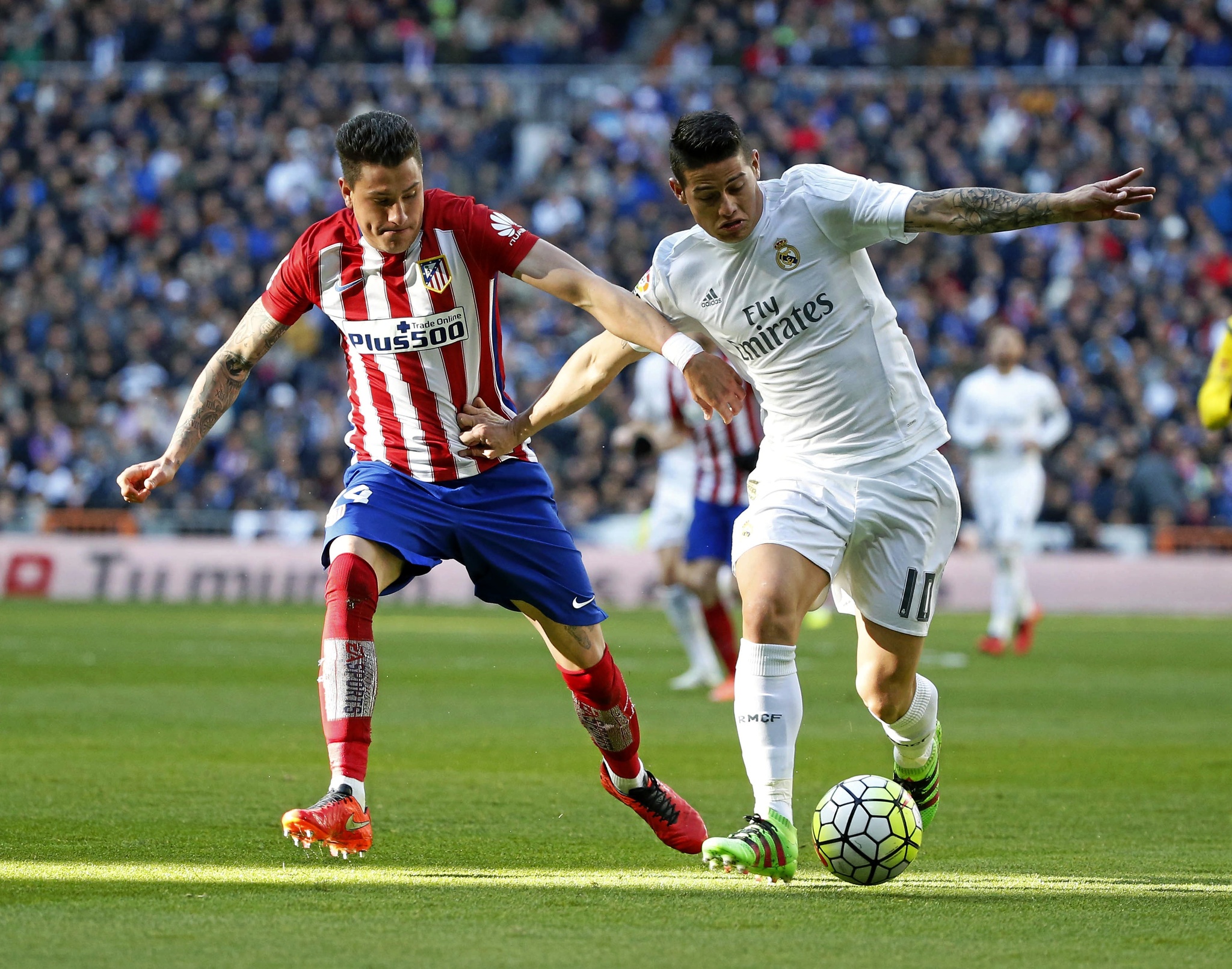 Chuyển nhượng Real Madrid 14/7: Báo thân Real tiết lộ điểm đến gây sốc của James Rodriguez