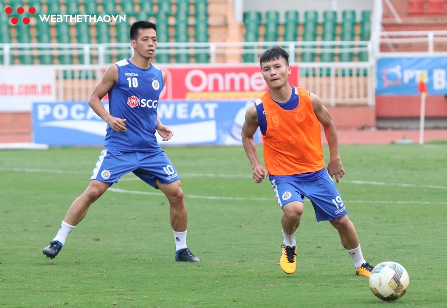 Thủ môn số 1 dính chấn thương, Hà Nội FC có thể sử dụng Bùi Tiến Dũng? 