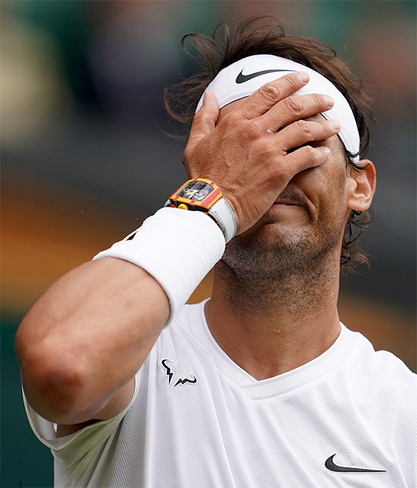 Đồng hồ đeo tay của Nadal có gì đáng chú ý?