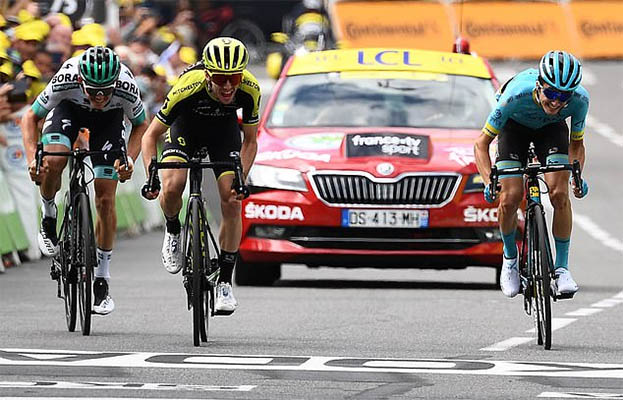 Chặng 12 Tour de France: Lính mới Simon Yates lưu danh