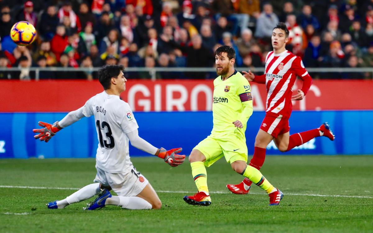 Luis Suarez tiết lộ lý do Messi không bao giờ xem lại các trận đấu của Barca