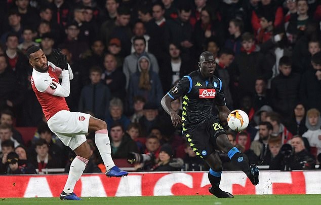 Chuyển nhượng MU 12/4: Arsenal khiến MU cân nhắc việc phá kỷ lục vì Koulibaly