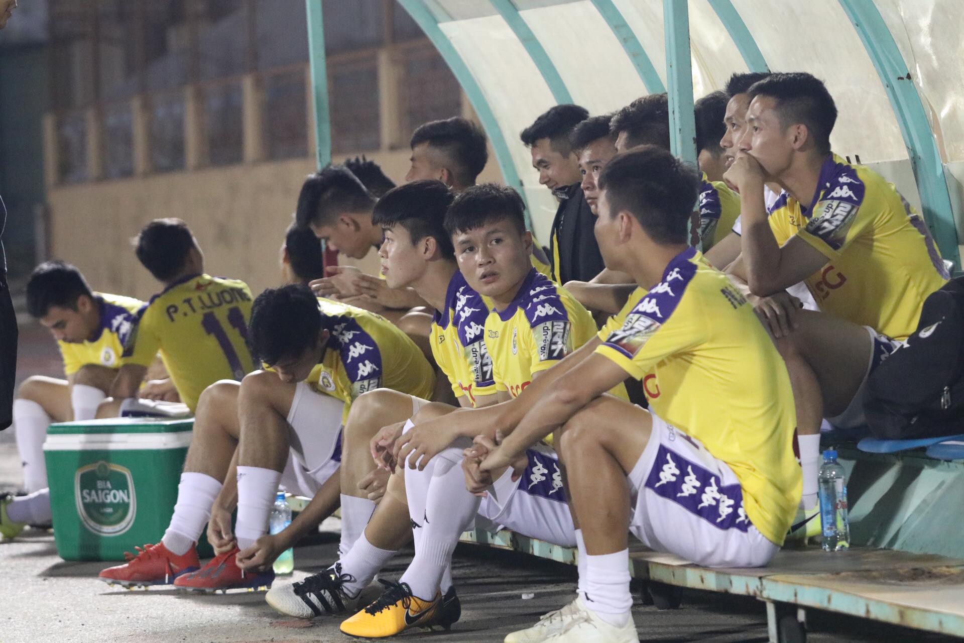 Kết quả Khánh Hòa vs Hà Nội FC (0-0): Kém duyên, Hà Nội FC đánh mất ngôi đầu
