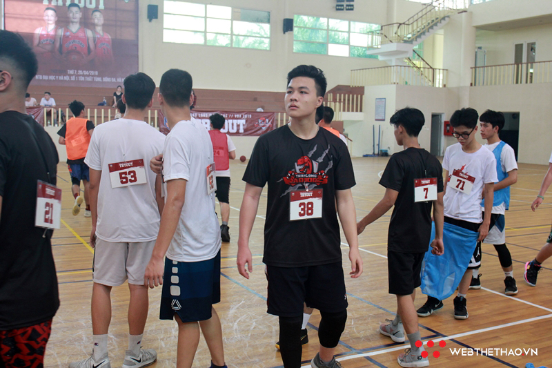 Hàng trăm chiến binh trẻ góp mặt trong buổi Try Out VBA 2019 của Thang Long Warriors