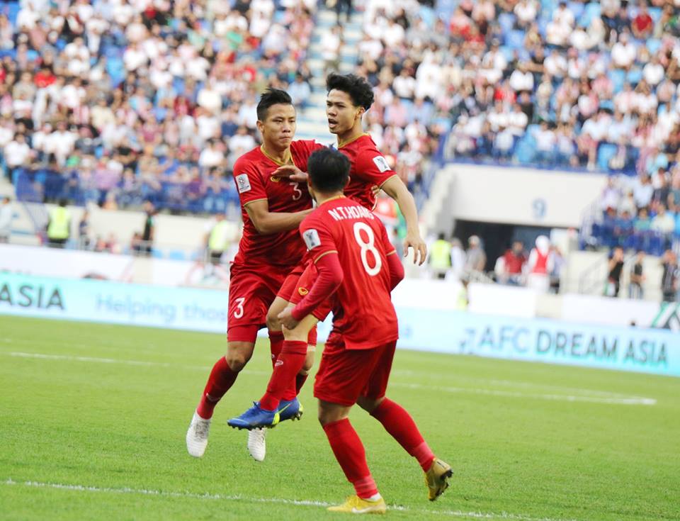 Vì sao các tân binh không có cơ hội trên ĐT Việt Nam tại Kings Cup 2019?