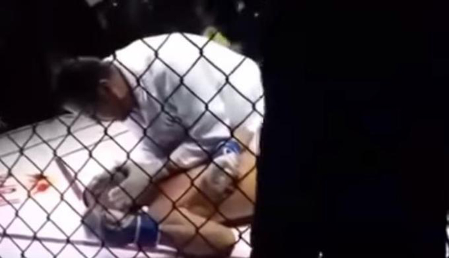 Võ sĩ MMA 22 tuổi qua đời sau khi bị knock out trên sàn