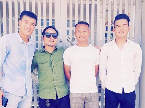 Tiền vệ trẻ Thanh Hóa nhận quà đặc biệt sau bàn thắng đẹp mắt ở vòng 9 V.League