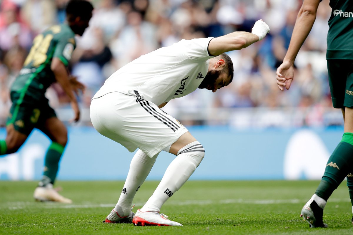 Vận đen của Benzema, kỷ lục tệ hại của Real Madrid và những điểm nhấn khi Real Madrid thua Real Betis
