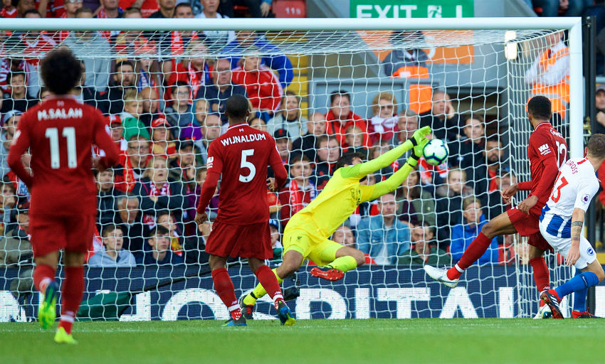 Alisson được ủng hộ để phá kỷ lục ở 2 trận cuối cùng Liverpool
