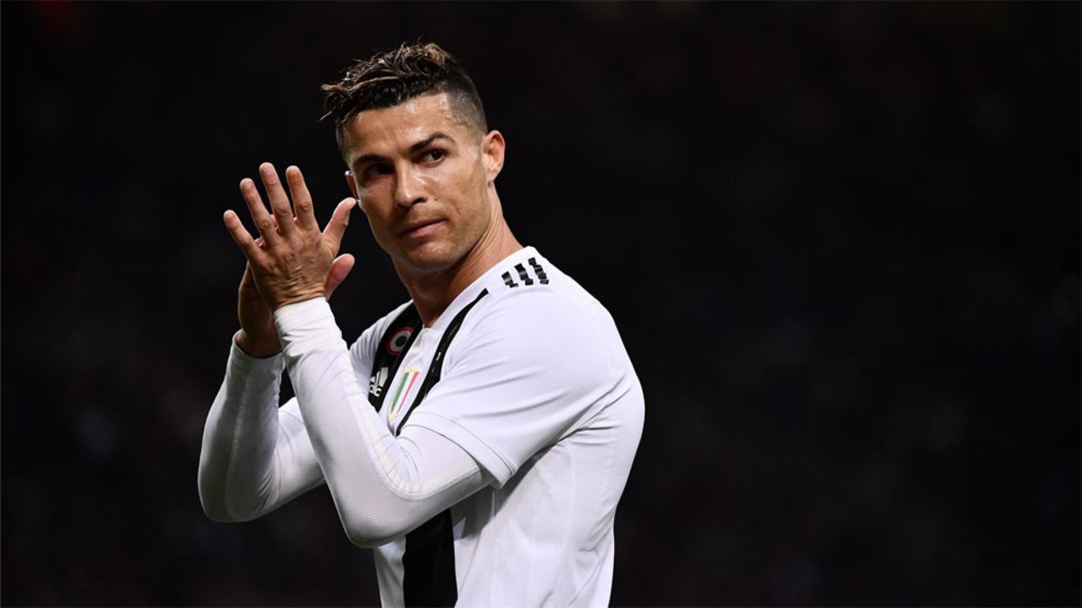 Ronaldo: “Nhiều người thích đợi với một khẩu súng khi tôi sút hỏng phạt đền”