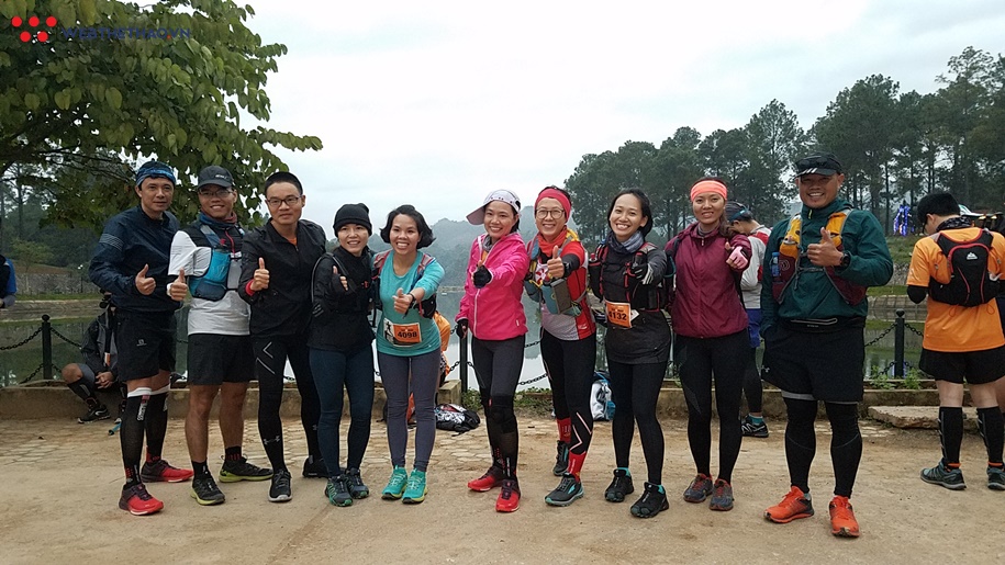 Chạy leo dốc nhanh như gió, Trần Duy Quang vô địch 70km Vietnam Trail Marathon 2019