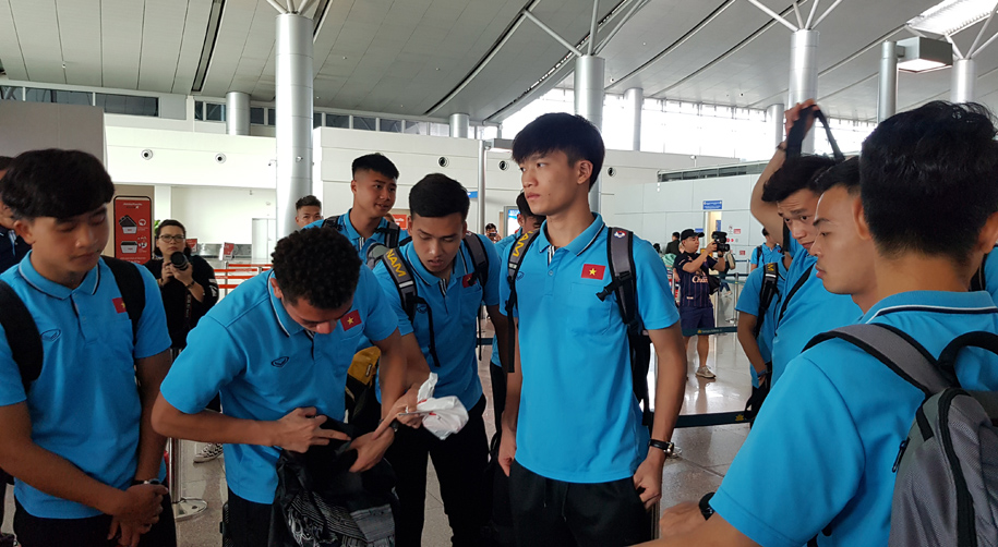 U23 Việt Nam có mặt tại Thái Lan, sẵn sàng cho trận đánh lớn
