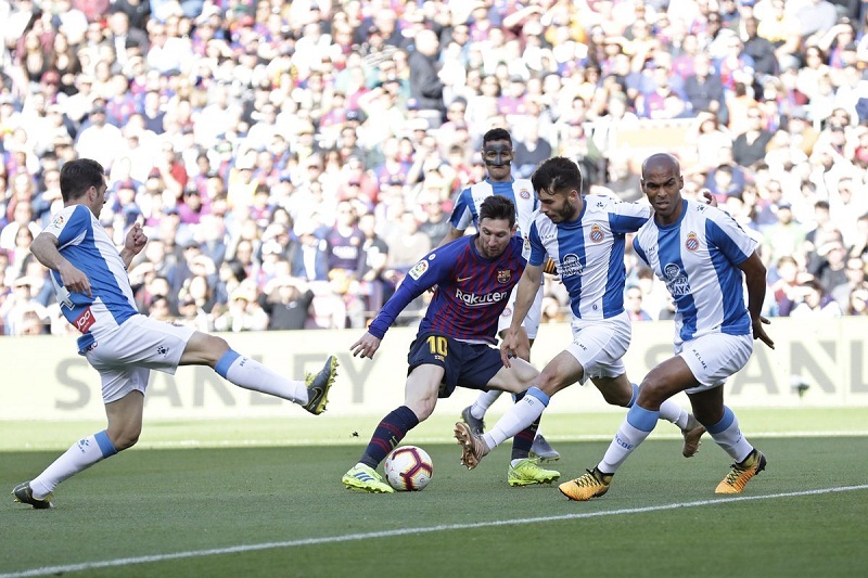 Messi gặp trở ngại trước trận derby Barcelona với số bàn thắng khiêm tốn