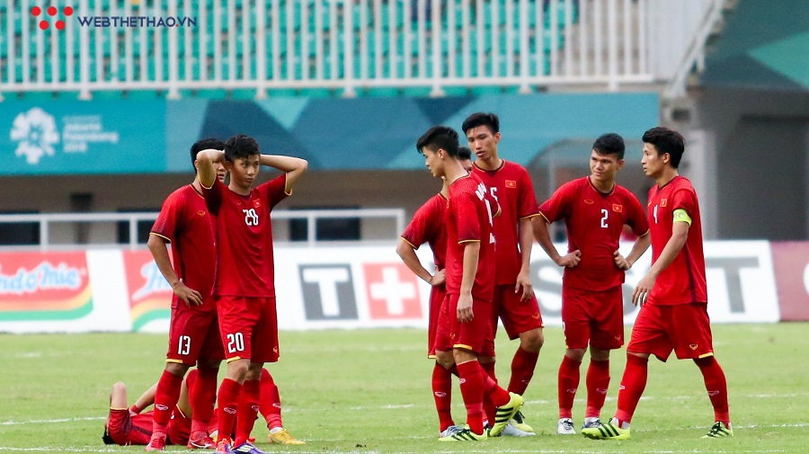 Bóng đá Việt Nam và những trận đấu giàu cảm xúc với UAE
