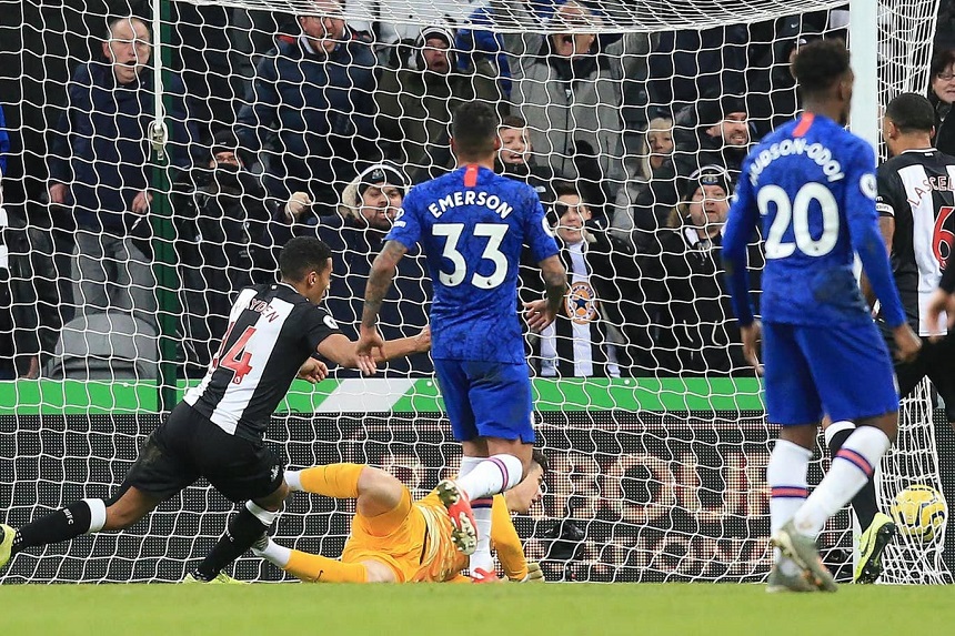 Thủ môn Chelsea xếp hạng gần bét bảng châu Âu sau trận thua Newcastle