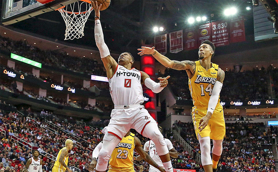 Bật chế độ siêu thủ, LA Lakers làm gỏi Rockets ngay tại Houston