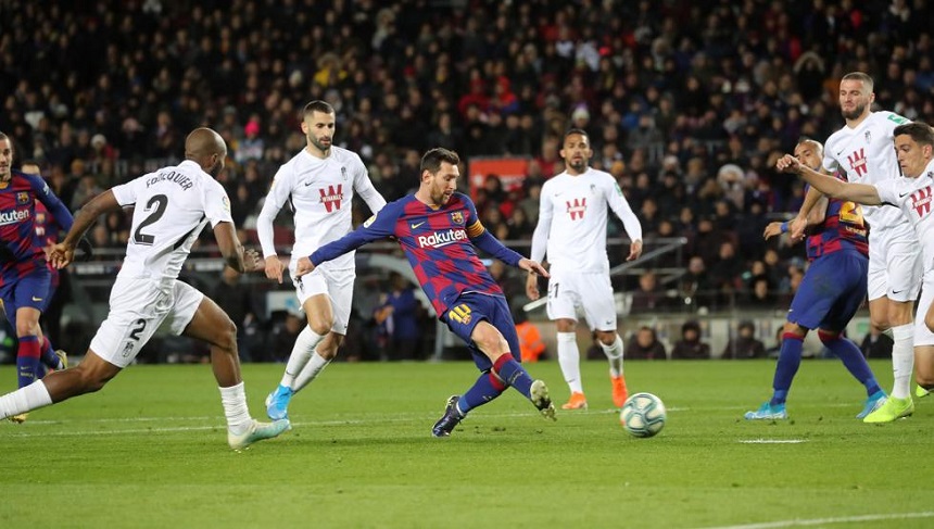 Messi cùng Barca lập kỷ lục chuyền bóng trong trận thắng Granada