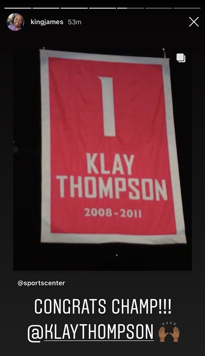 Klay Thompson cảm động ngày treo áo tại Washington State, LeBron cùng Curry chung vui