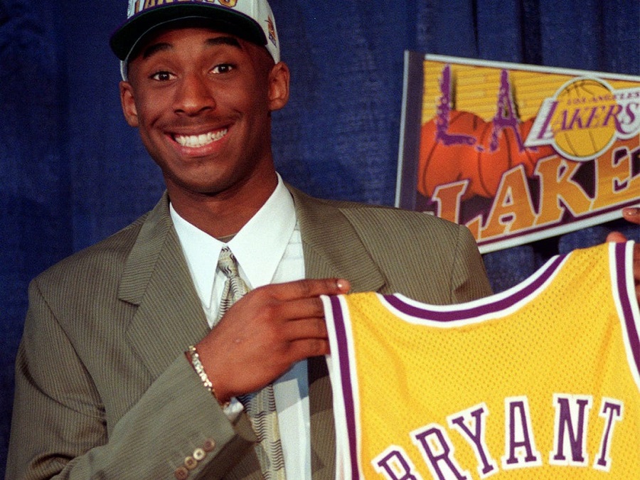 Kobe Bryant: Bức tường vĩnh cửu tại LA Lakers