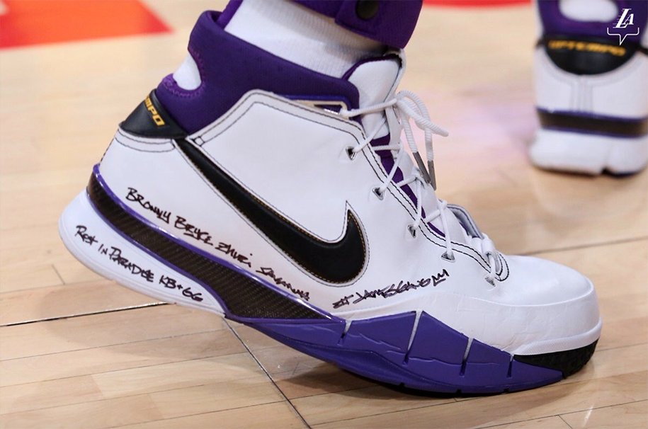 Los Angeles Lakers tưởng nhớ Kobe Bryant, LeBron James phát biểu đầy cảm xúc