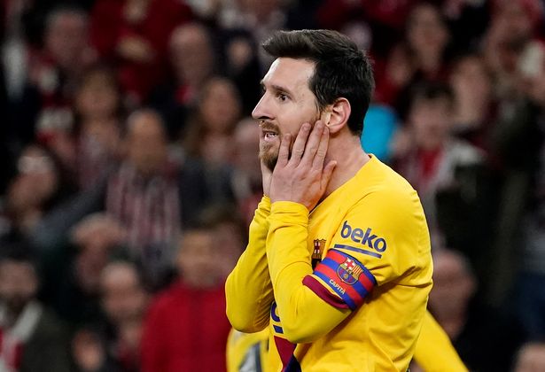 Messi được cảnh báo sẽ thích ứng kém hơn Ronaldo nếu rời Barca