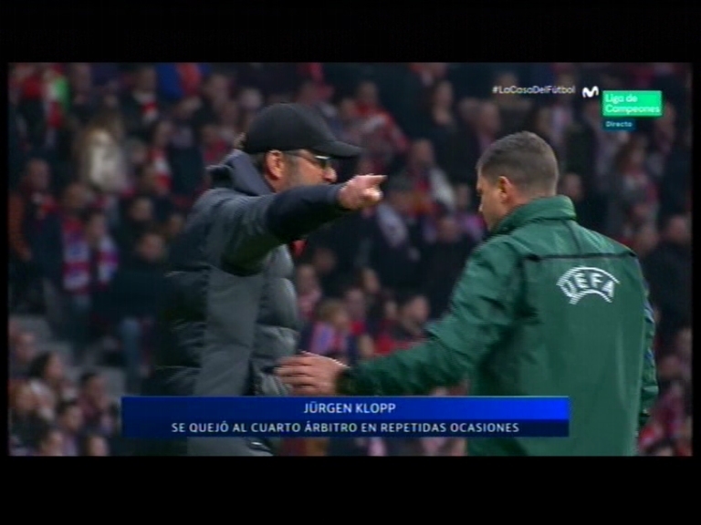 HLV Simeone chỉ đạo đặc biệt cho cậu bé nhặt bóng giúp Atletico thắng Liverpool