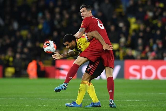 Liverpool bị ám ảnh bởi “lời nguyền” Lovren sau khi thua sốc Watford