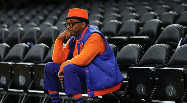 Spike Lee nghỉ xem New York Knicks hết mùa sau rắc rối tại MSG