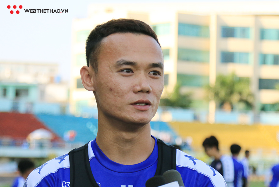 Cầu thủ Việt sinh hoạt, giữ phong độ như thế nào mùa COVID-19?