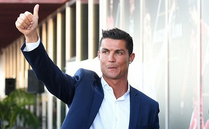 Khách sạn của Ronaldo lên tiếng về việc biến thành bệnh viện chống COVID-19