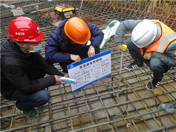 Cuộc sống và công việc ở Trung Quốc đang phục hồi giữa COVID-19