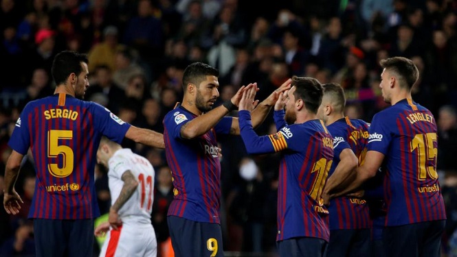 Messi sẽ bị giảm lương bao nhiêu ở Barca khi đối phó với COVID-19?