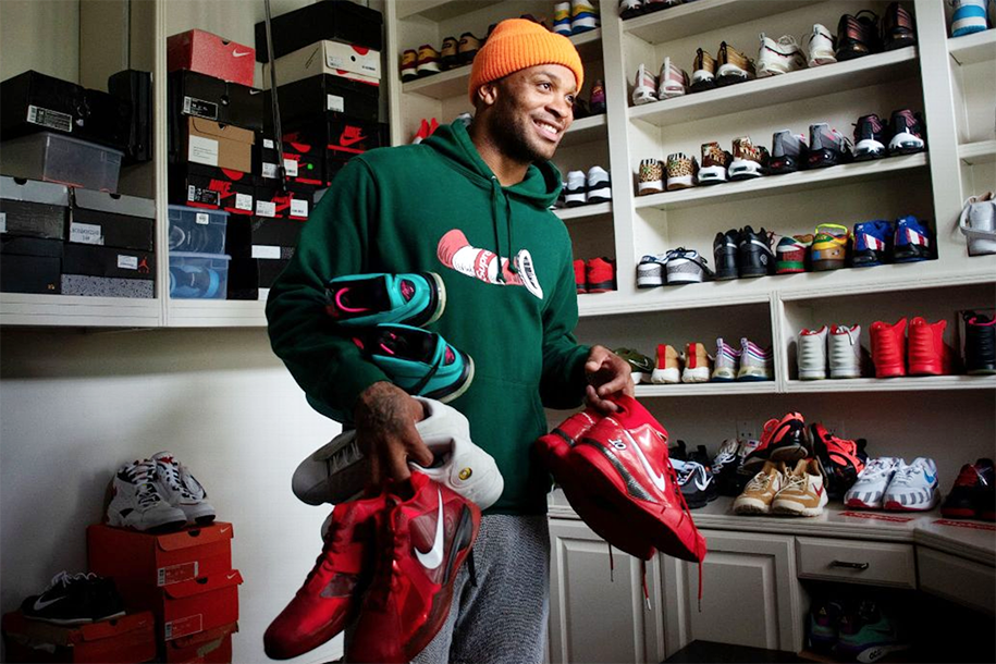 Nối bước LeBron, PJ Tucker sẽ mở tiệm giày của mình vào cuối năm
