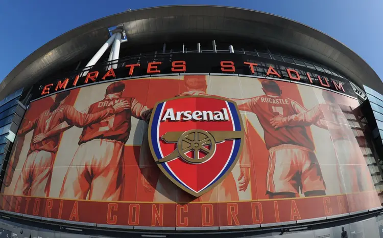 Man City tố Arsenal đứng sau âm mưu hãm hại ở cúp châu Âu