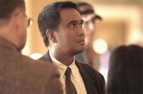 Liên đoàn quần vợt Mỹ lại đau đầu vì ông thầy đồng tính nam 