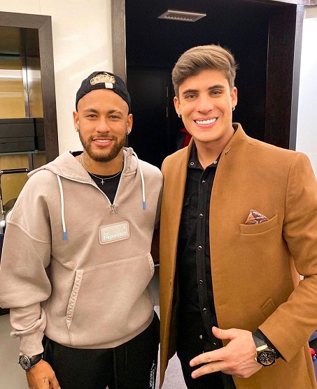 Neymar nói gì khi mẹ hẹn hò cùng game thủ Tiago Ramos mới 22 tuổi?